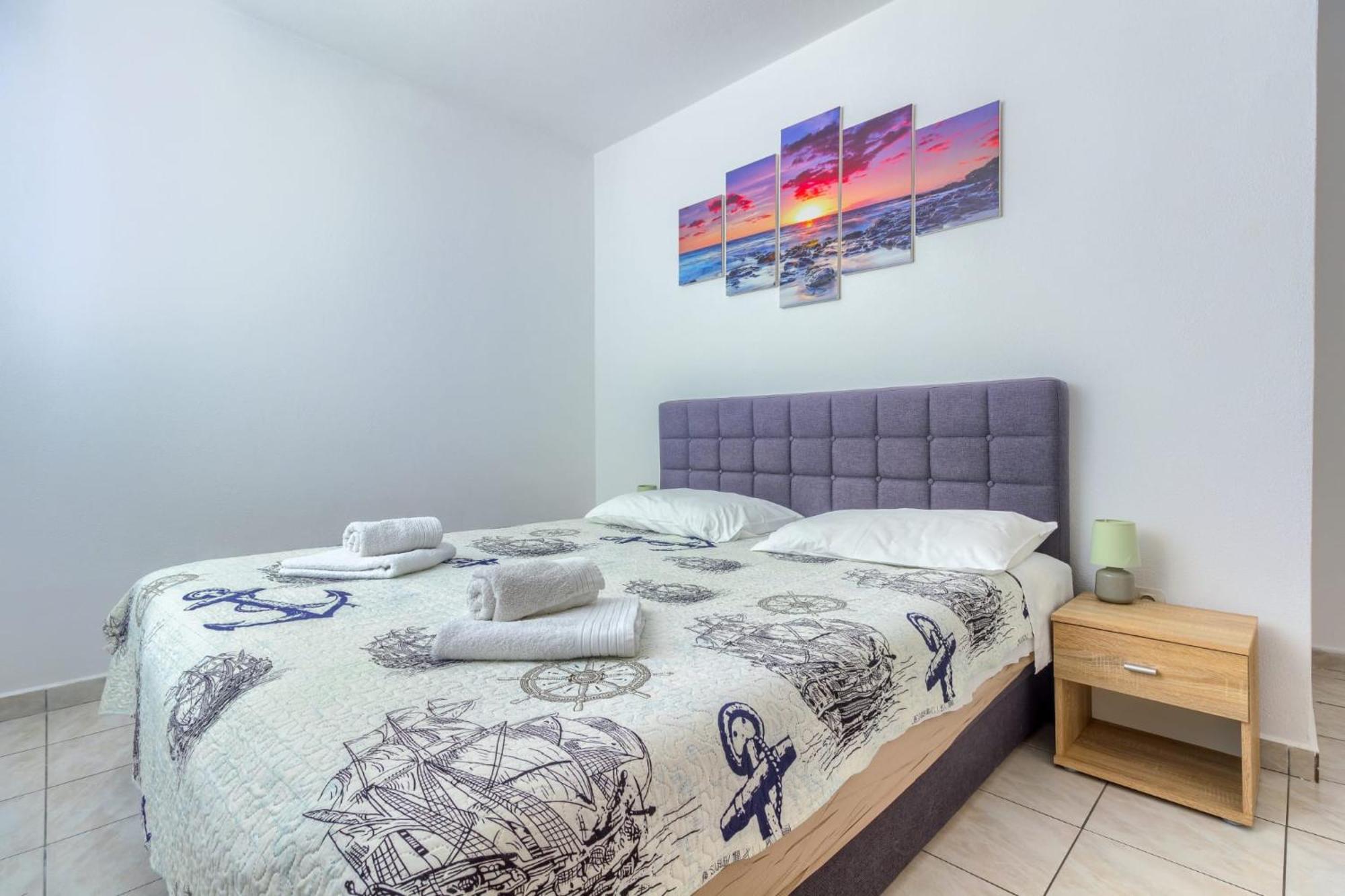Ann Apartment Marina Bagian luar foto